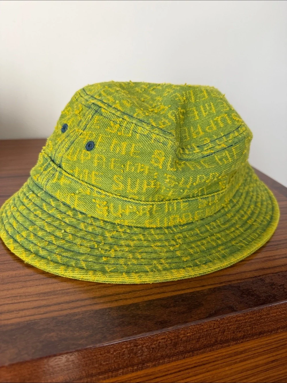Supreme kids bucket
